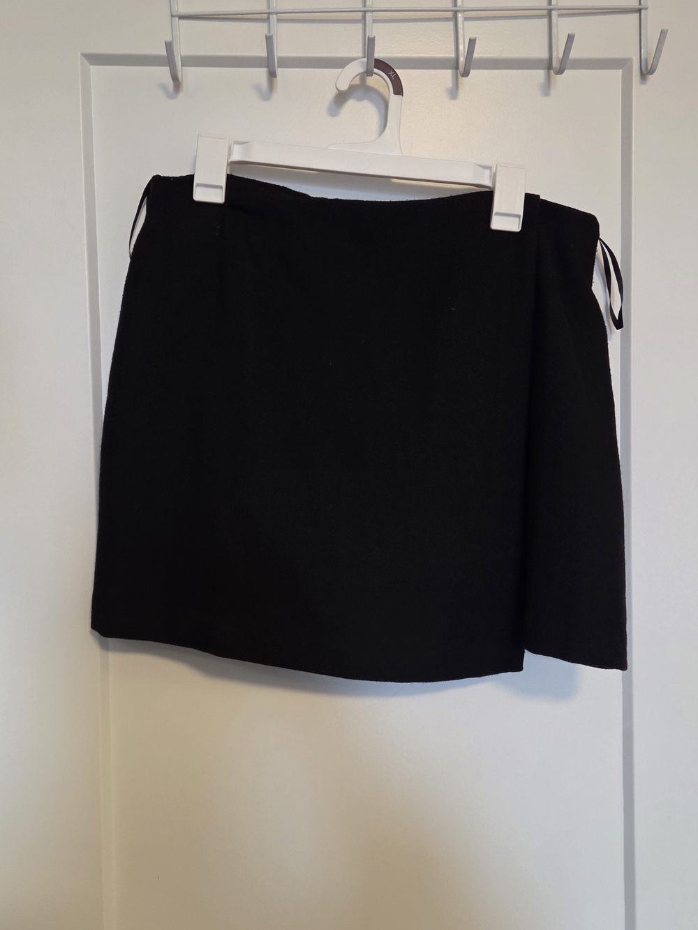 Uniqlo Black Tweed Skort with Pockets